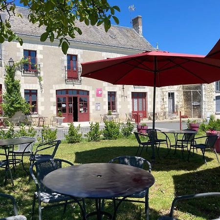 Logis Auberge De Crissay Crissay-sur-Manse Exterior foto