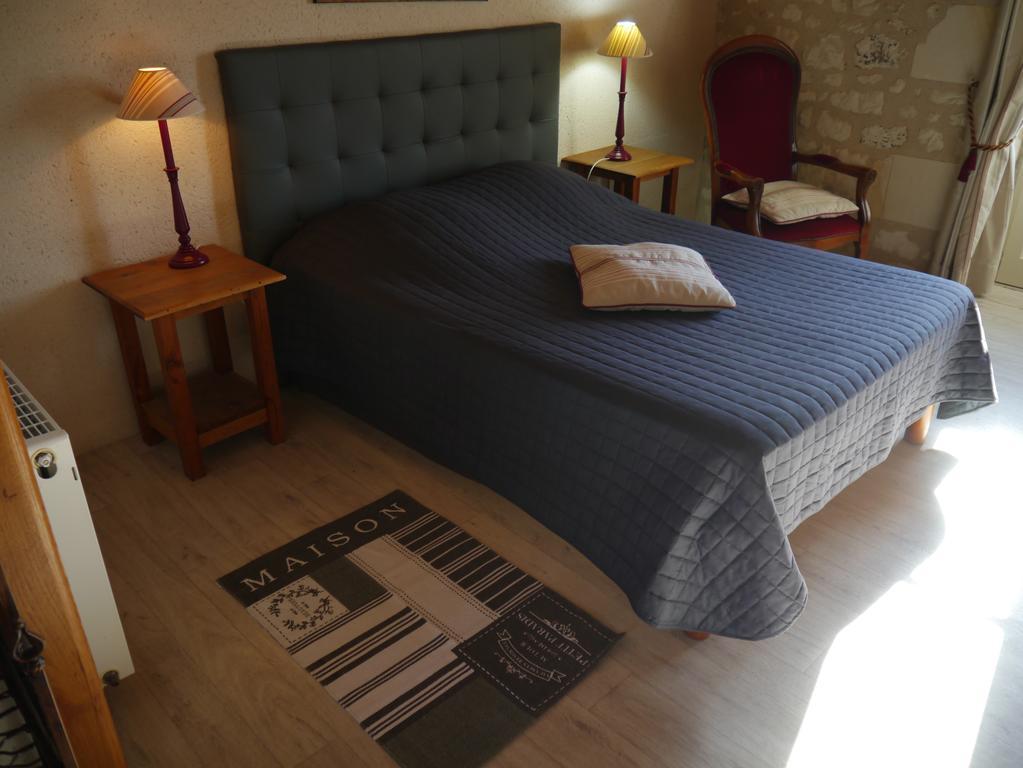 Logis Auberge De Crissay Crissay-sur-Manse Quarto foto
