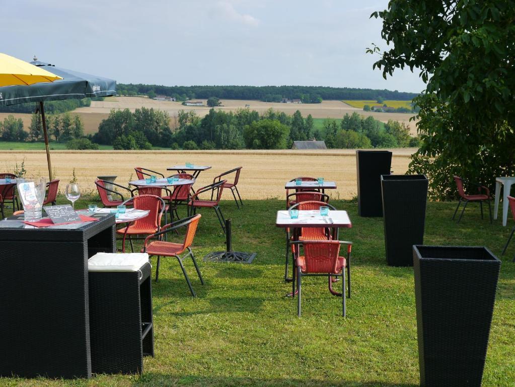 Logis Auberge De Crissay Crissay-sur-Manse Exterior foto